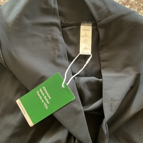 Halara Super High Waisted Back Pocket & Side Pocket Shorts 5'' Black NWT Large - Picture 5 of 14